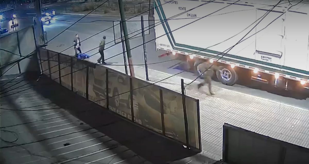 Impactantes imágenes: Así fue como un carabinero dejo en riesgo vital a un delincuente