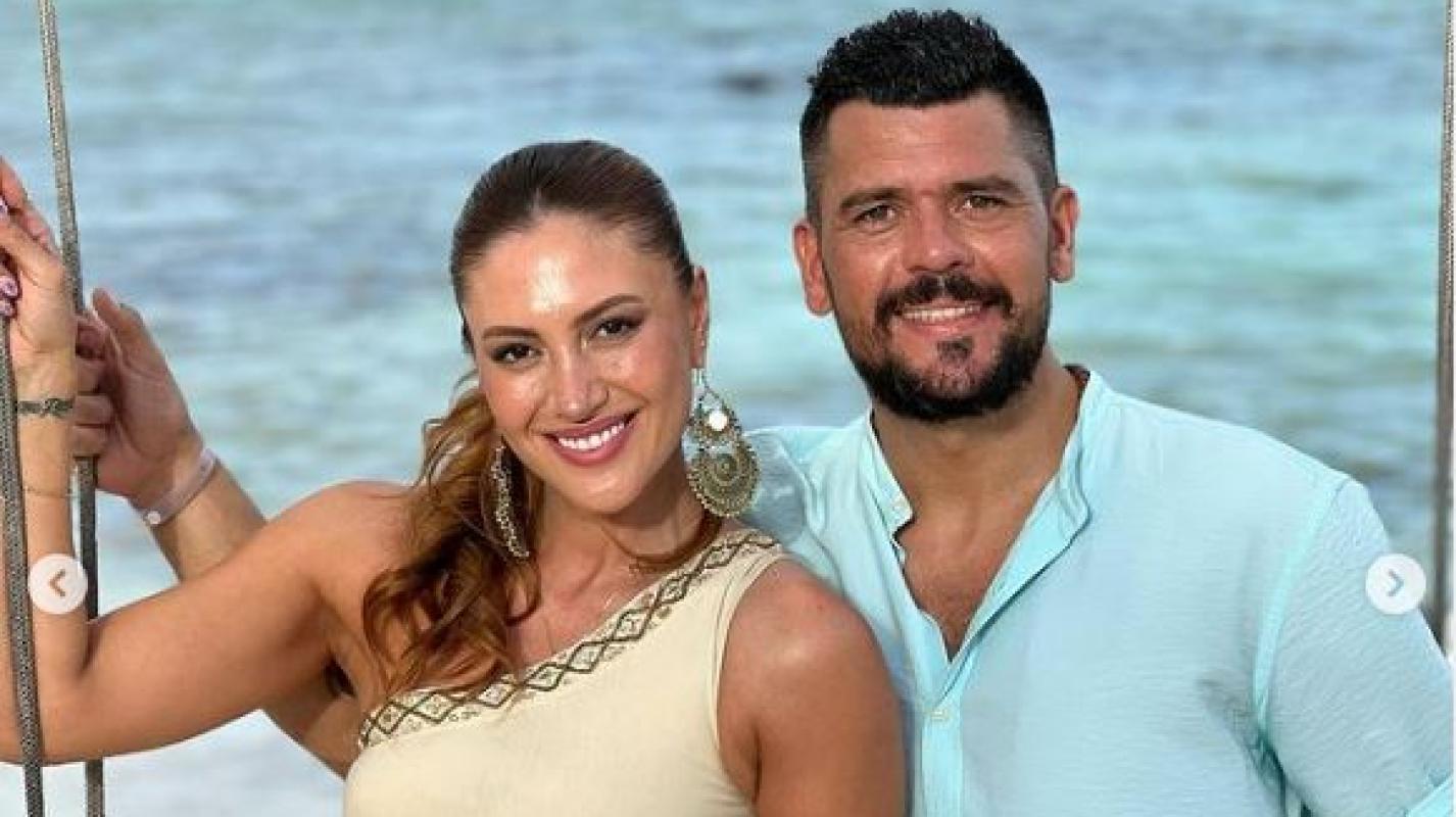 ¿Fue infiel? Exmánager de Karen Paola remece a la cantante con fuerte acusación que afecta a Juan Pedro Verdier