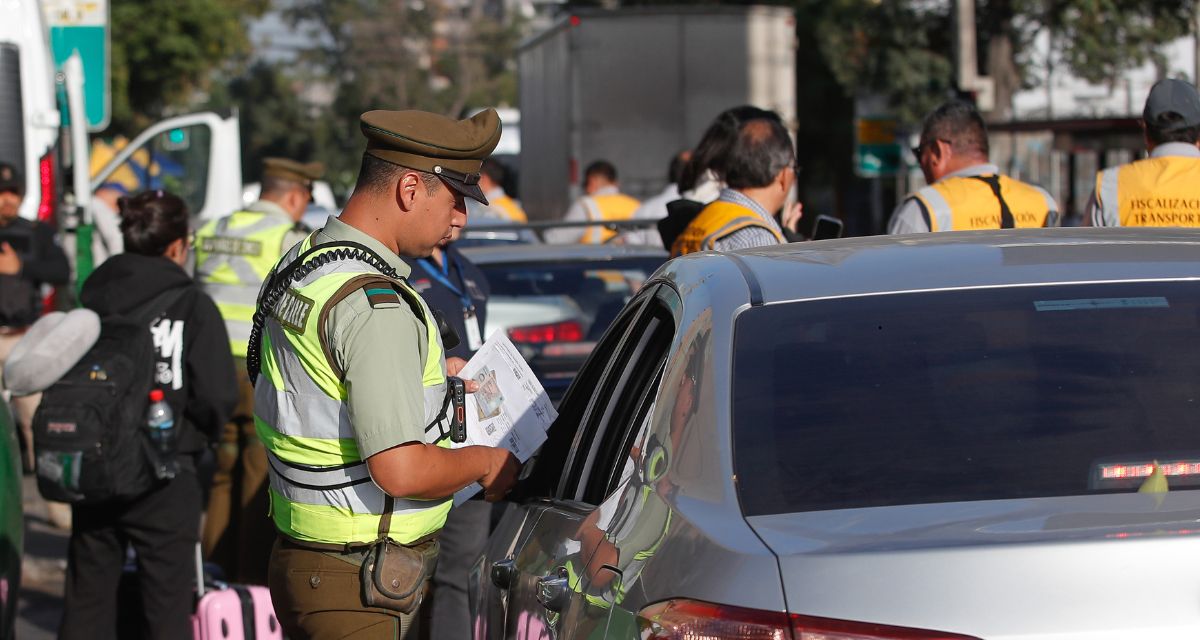 Estos vehículos tienen prohibido transitar en Chile: arriesgan sanciones de hasta $5.148.600