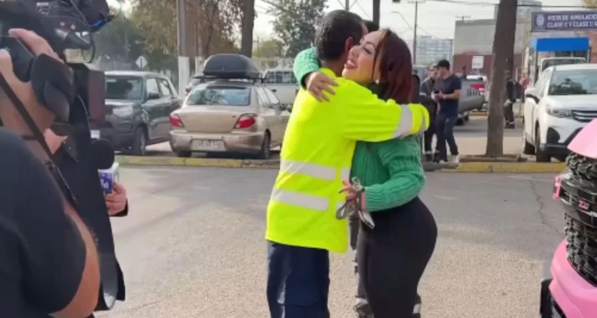 “Me tocó la fibra”: Naya Fácil sorprende a recolector que devolvió $1.5 millones con millonario regalo