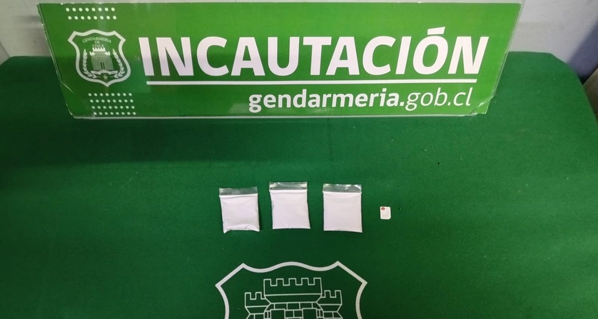 Impactante: mujer intentó ingresar droga a cárcel escondida en el cabello de su hija