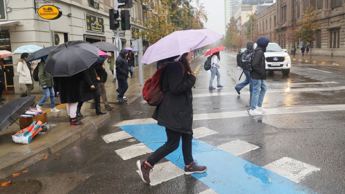 ¿Lloverá en Santiago? Revisa aquí el pronóstico completo para este lunes 5 de mayo