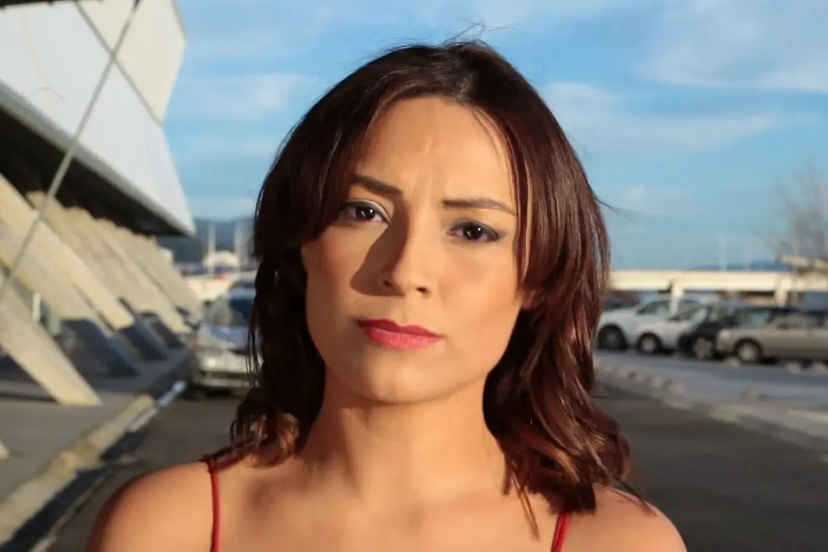 Camila Polizzi: Levantada la medida cautelar para shows en Santiago